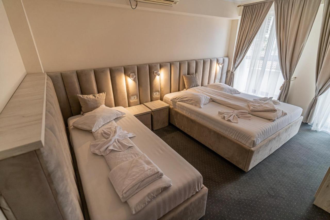 Camere De Inchiriat Elisei Temešvár Exteriér fotografie